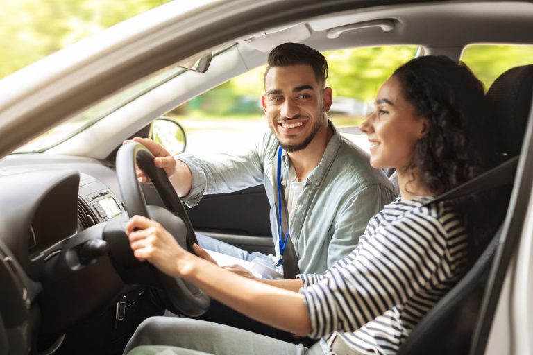 Fast-Track Your Driving Confidence with a 2.5 Hour Driving Lesson in Phoenix